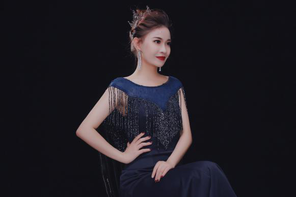 杨雨诗.png