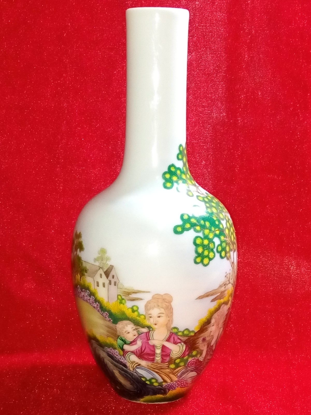 A3乾隆早期珐琅彩金发女郎60000.jpg